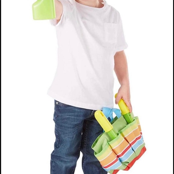 Melissa & Doug Gardening Totes Shovel Spray New - Picture 7 of 10